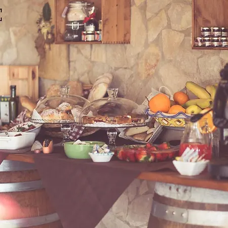 Vipuntotre Bed & Breakfast
